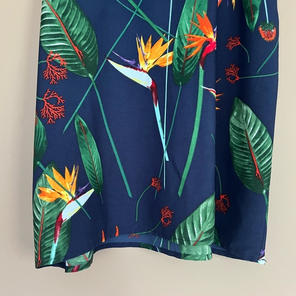 {Dalia} Birds of Paradise Floral Tank Blouse in Blue - Womens XS - Picture 3 of 8